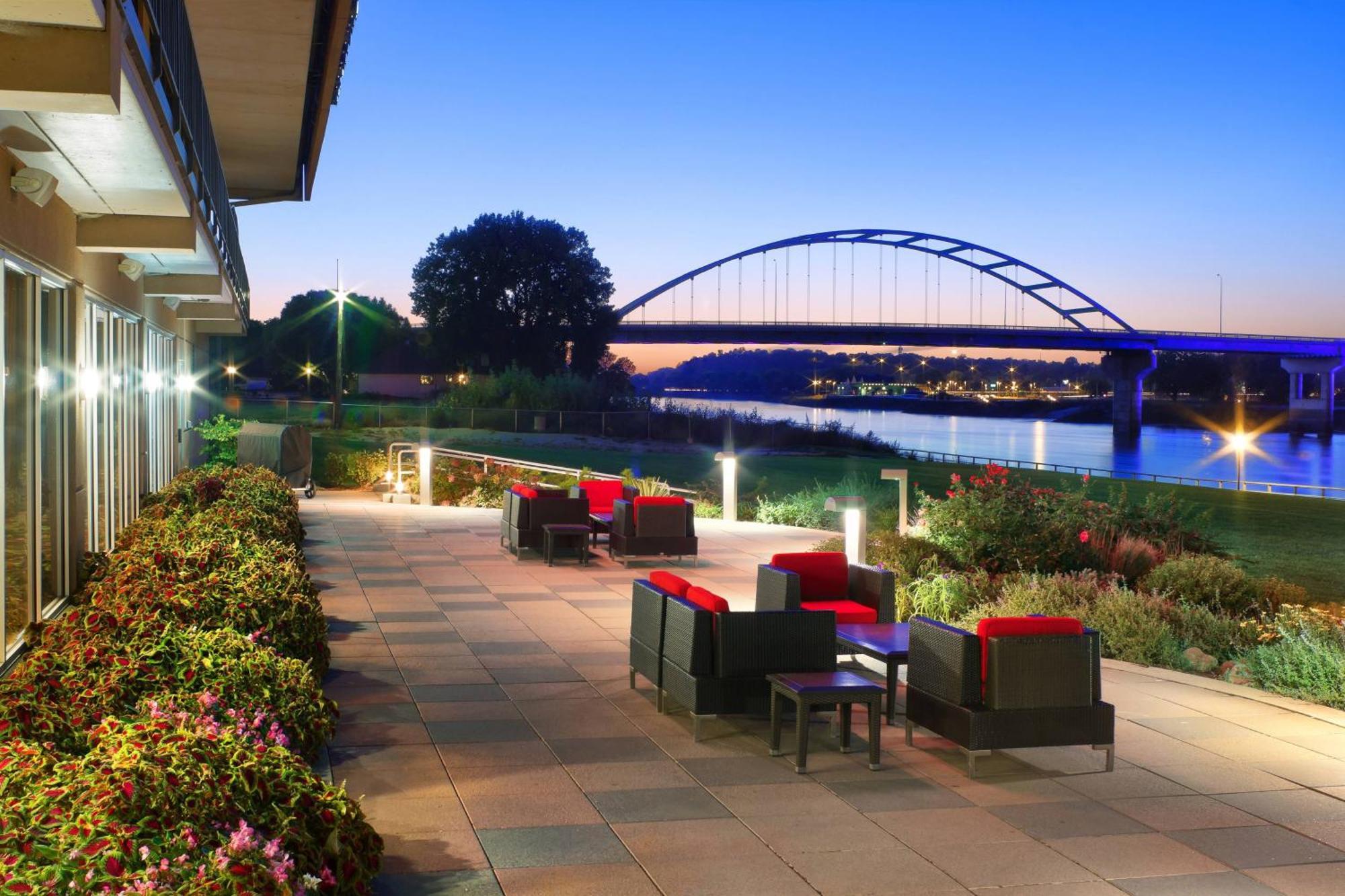 เซาท์ ซูซิตี้ แมริออท ริเวอร์ฟรอนต์ Hotel South Sioux City ภายนอก รูปภาพ
